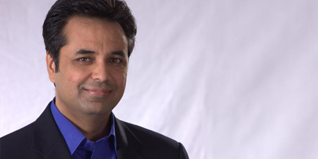 Talat Hussain tweets about his 'held back' column that actually got published